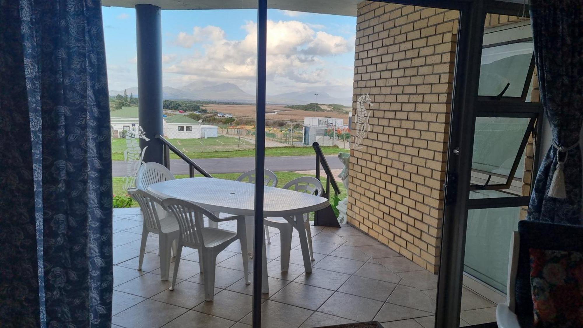 Kleinmond Panorama Holidays Exterior photo